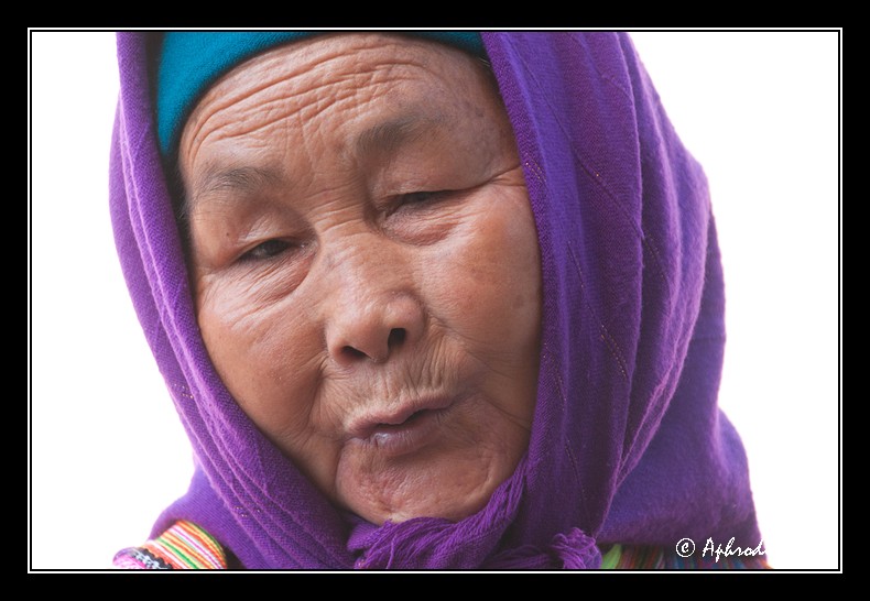 21 Hmong's portraits